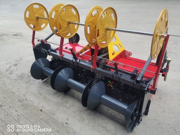 220型3壟胡蘿卜.白蘿卜起壟播種機(jī)